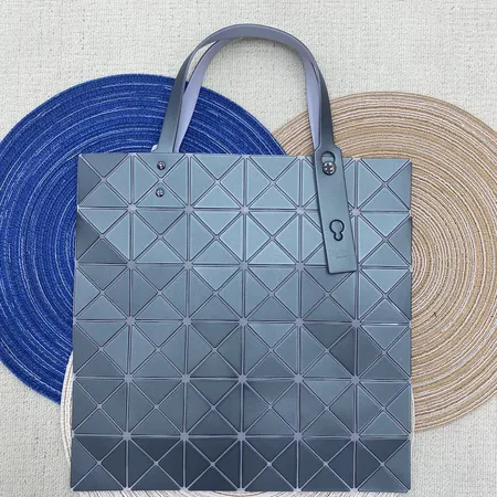 イッセイ ミヤケ ハンドバッグ