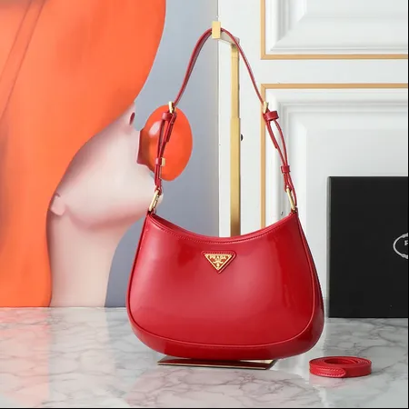 プラダ ショルダーバッグ