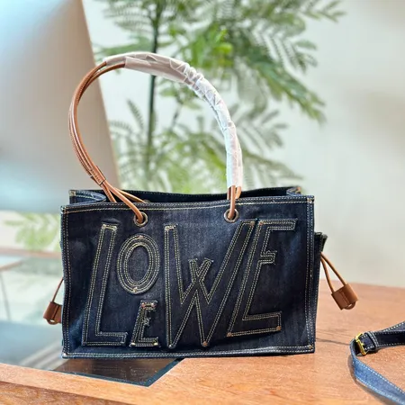 ロエベ ショルダーバッグ