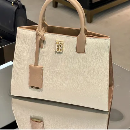 バーバリー ス ショルダーバッグ