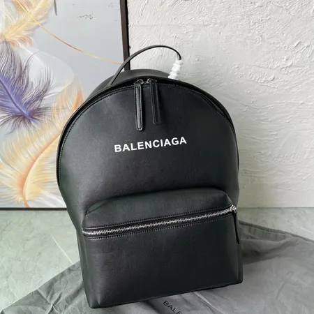 バレンシアガ リュックサック