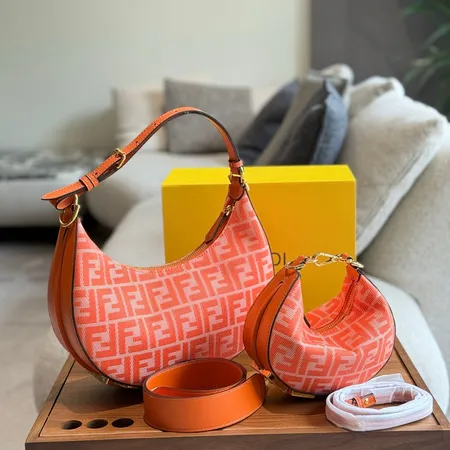 エムシーエム ショルダーバッグ