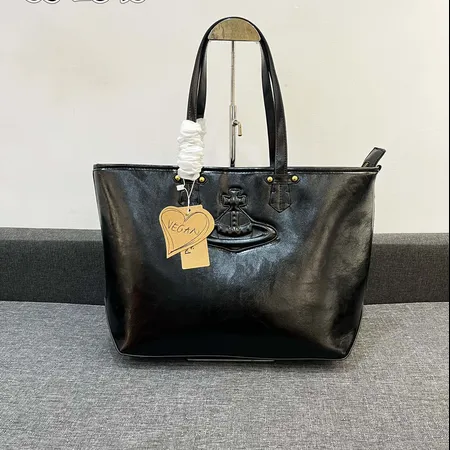 ヴィヴィアン・ウエストウッド ハンドバッグ