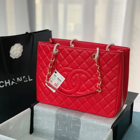 シャネル ハンドバッグ