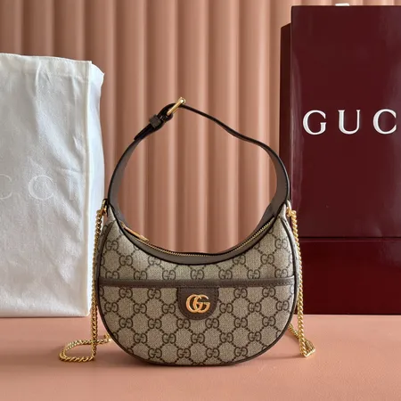 ディオール ショルダーバッグ