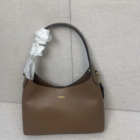 コーチ ショルダーバッグ