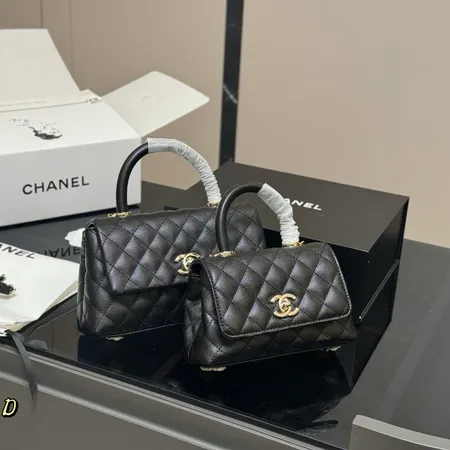 シャネル ハンドバッグ