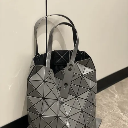 イッセイ ミヤケ ハンドバッグ