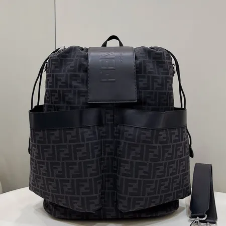 フェンディ リュックサック
