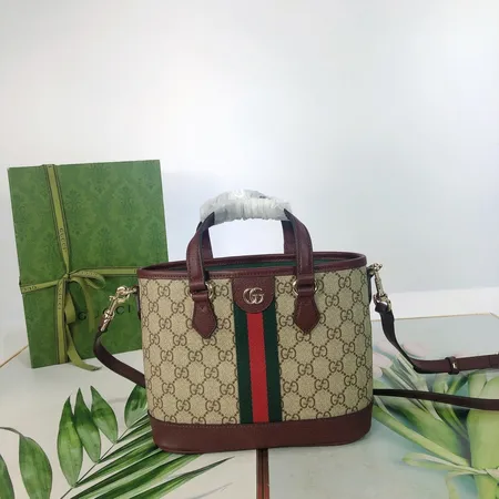 グッチ ショルダーバッグ