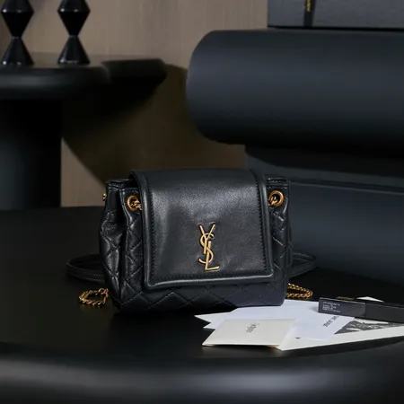 イブサンローラン ショルダーバッグ