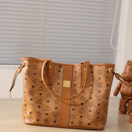 エムシーエム ハンドバッグ