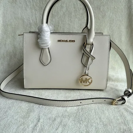 ブルガリ ハンドバッグ