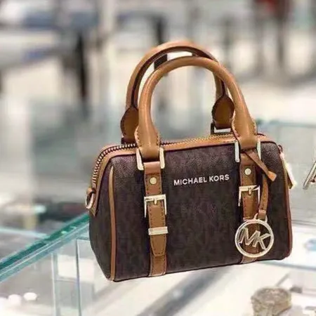 ブルガリ ハンドバッグ