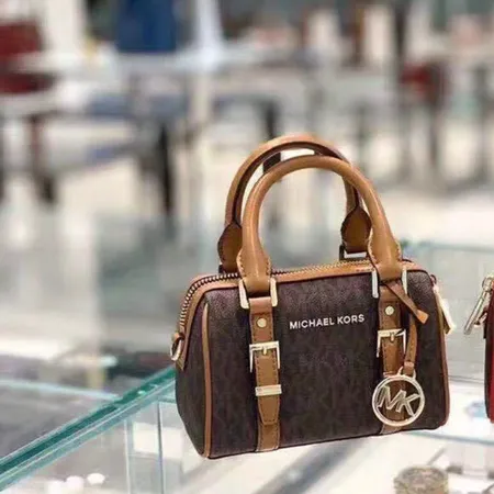 ブルガリ ハンドバッグ