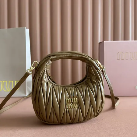 ミュウミュウ ハンドバッグ