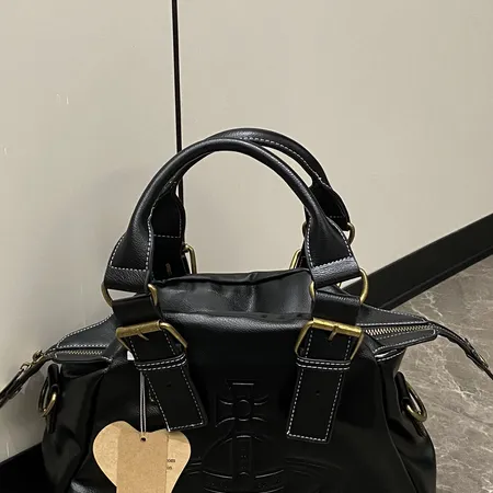 ヴィヴィアン・ウエストウッド ハンドバッグ