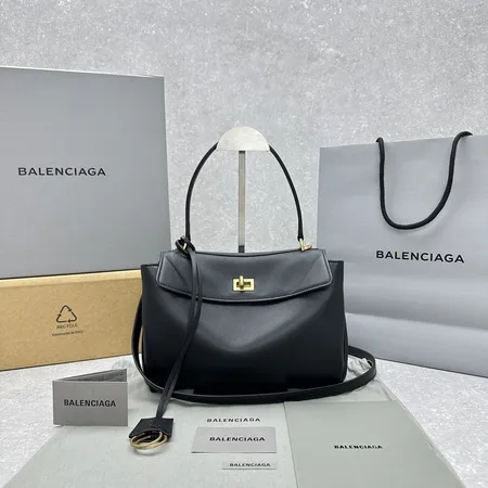 バレンシアガ ハンドバッグ