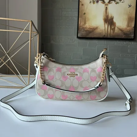 コーチ ショルダーバッグ