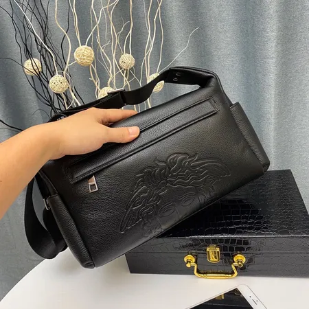 ヴェルサーチ ハンドバッグ