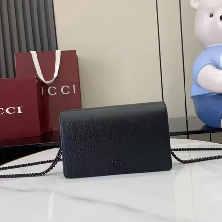 グッチ ショルダーバッグ