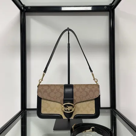 コーチ ショルダーバッグ