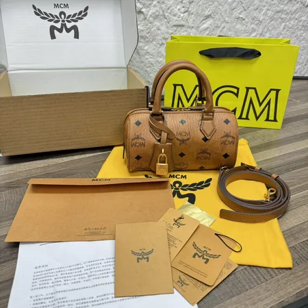 エムシーエム ハンドバッグ