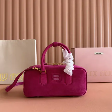 ミュウミュウ ハンドバッグ