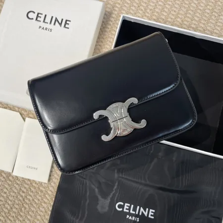 セリーヌ ショルダーバッグ