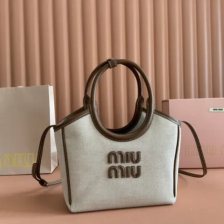 ミュウミュウ ハンドバッグ