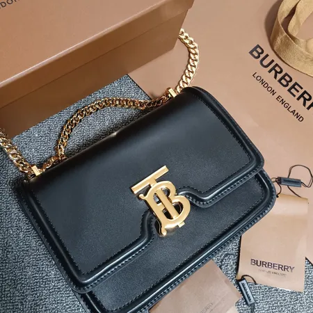 バーバリー ス ハンドバッグ