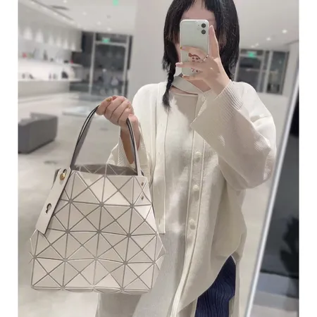 イッセイ ミヤケ ハンドバッグ