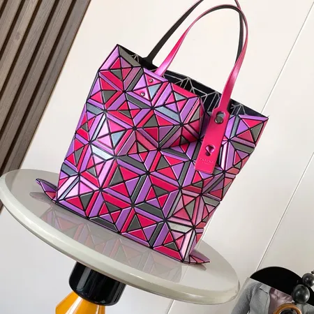 イッセイ ミヤケ ハンドバッグ