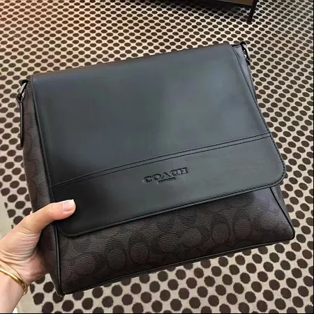 コーチ ショルダーバッグ