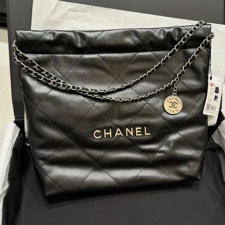 シャネル ハンドバッグ