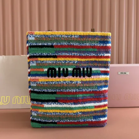 ミュウミュウ ハンドバッグ