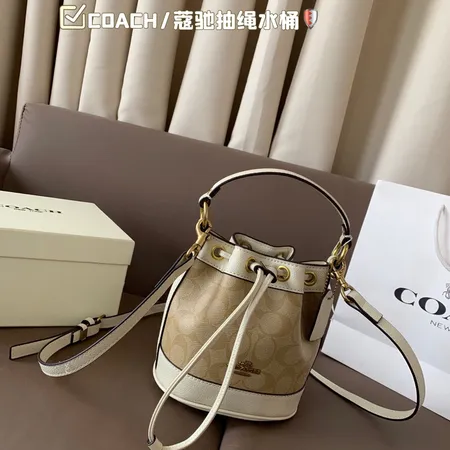 コーチ ハンドバッグ