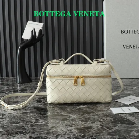 ボッテガ ヴェネタ ハンドバッグ