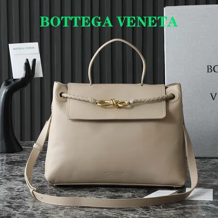 ボッテガ ヴェネタ ハンドバッグ
