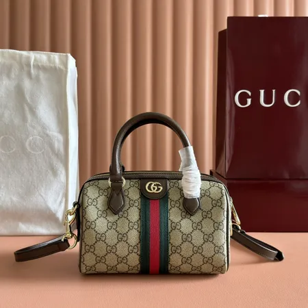 グッチ ハンドバッグ