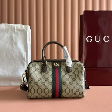 グッチ ハンドバッグ