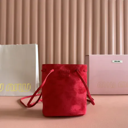 ミュウミュウ ショルダーバッグ