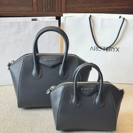 イブサンローラン ショルダーバッグ