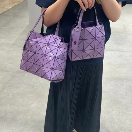 ミュウミュウ ハンドバッグ