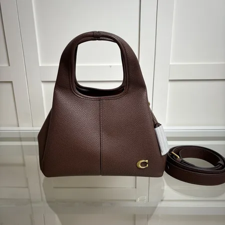 コーチ ハンドバッグ
