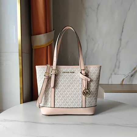 マイケルコース ハンドバッグ