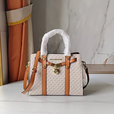 マイケルコース ハンドバッグ