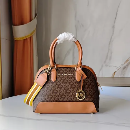 マイケルコース ハンドバッグ