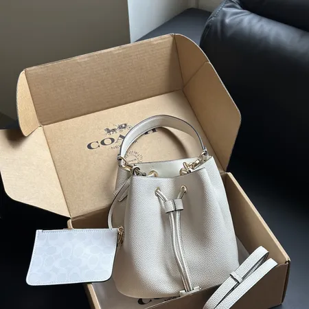 コーチ ショルダーバッグ