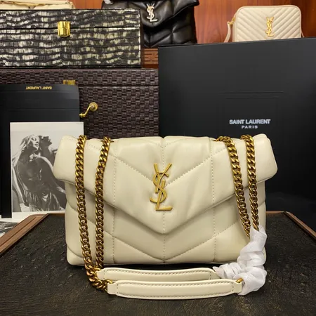 イブサンローラン ショルダーバッグ